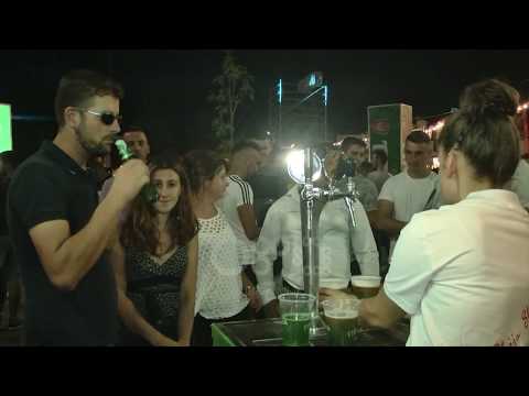 Turistët dhe qytetarët shijojnë festën me Birra Tirana